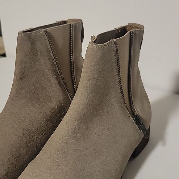 Frye Carly Zip Suede Ankle Boots - Picture 3 of 11